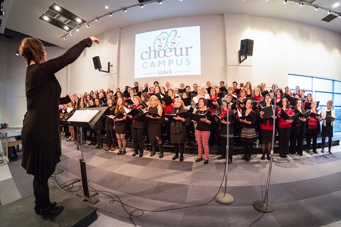 &Agrave; 12 h 15, le 30 septembre, au Centre culturel, le Ch&oelig;ur Campus pr&eacute;sentera un concert d&eacute;di&eacute;, entre autres, aux chansons de Daniel B&eacute;langer, Leonard Cohen et Luc Plamondon.
