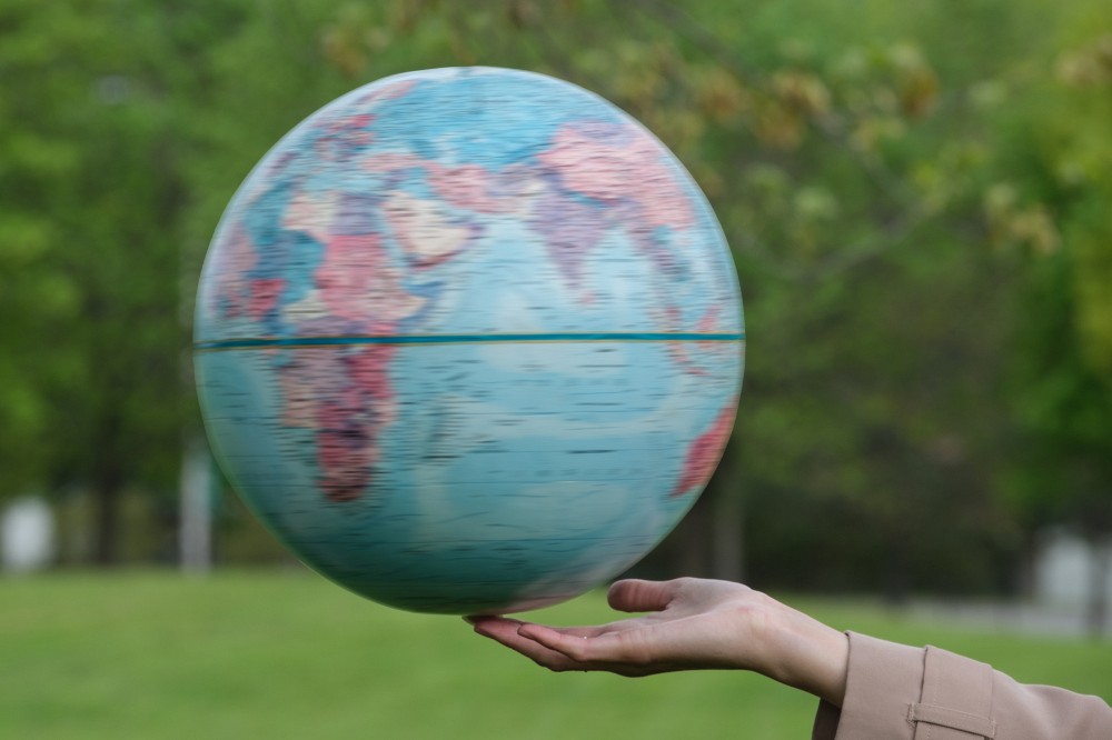 Avec 8 milliards d&rsquo;humains sur une plan&egrave;te aux capacit&eacute;s limit&eacute;es, en mati&egrave;re de d&eacute;veloppement durable, il faut travailler ensemble, en r&eacute;seau. C&rsquo;est ce qui oriente les actions et le cadre p&eacute;dagogique du CUFE.