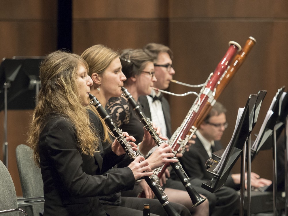 L'Ensemble &agrave; vents de Sherbrooke pr&eacute;sente la premi&egrave;re grande &oelig;uvre majeure du compositeur suisse contemporain Franco Cesarini, la&nbsp;Symphonie &laquo; Les Archanges &raquo;.
