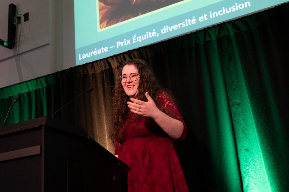 Elanor Willems, &eacute;tudiante en adaptation scolaire et sociale et pr&eacute;sidente de l'AIEUS.