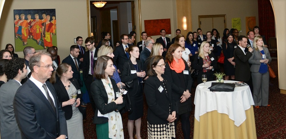 Quelque 115 dipl&ocirc;m&eacute;es et dipl&ocirc;m&eacute;es se sont r&eacute;unis au Club St-James.