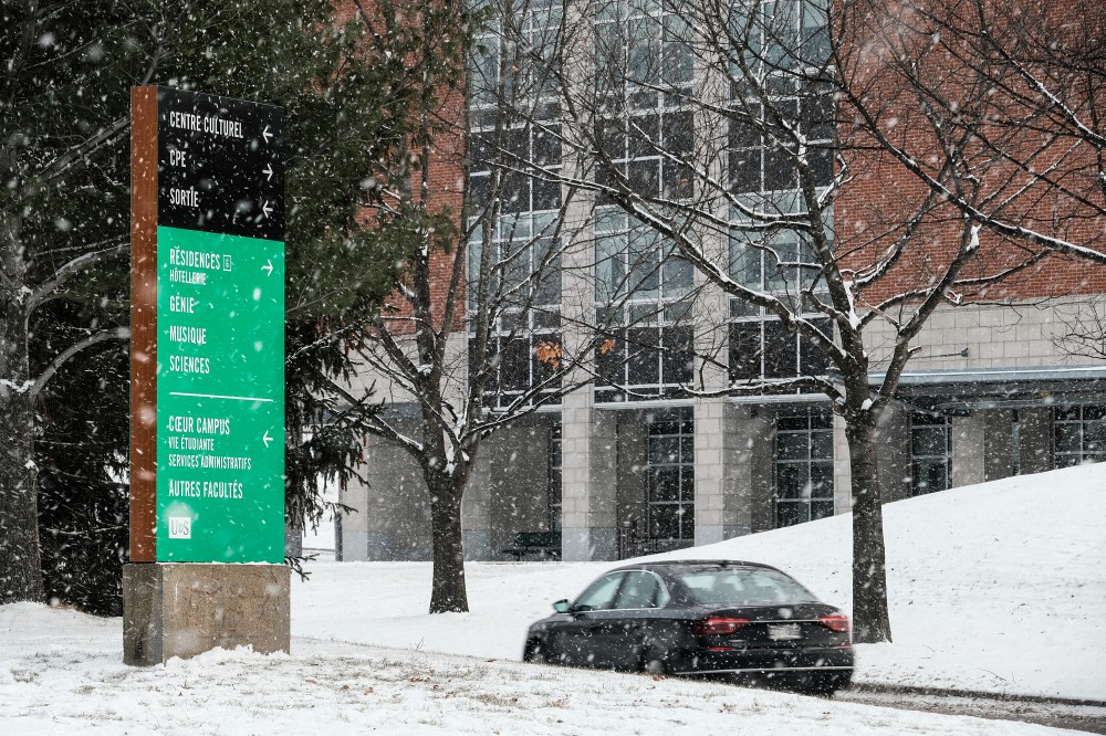 La nouvelle signalisation met l'accent sur les destinations principales et sur la simplicit&eacute;.
