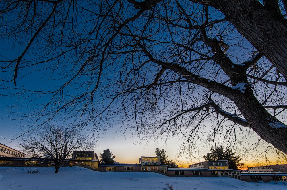 R&eacute;sidences E, Campus principal