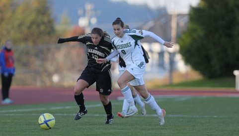 Laurence Dostie-Par&eacute; a &eacute;t&eacute; nomm&eacute;e joueuse par excellence chez le Vert&nbsp;&&nbsp;Or lors du match de finale consolation.