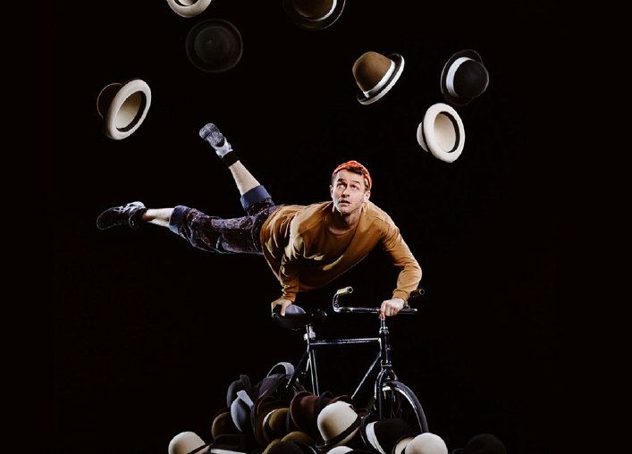 Robot infid&egrave;le, Machine de cirque