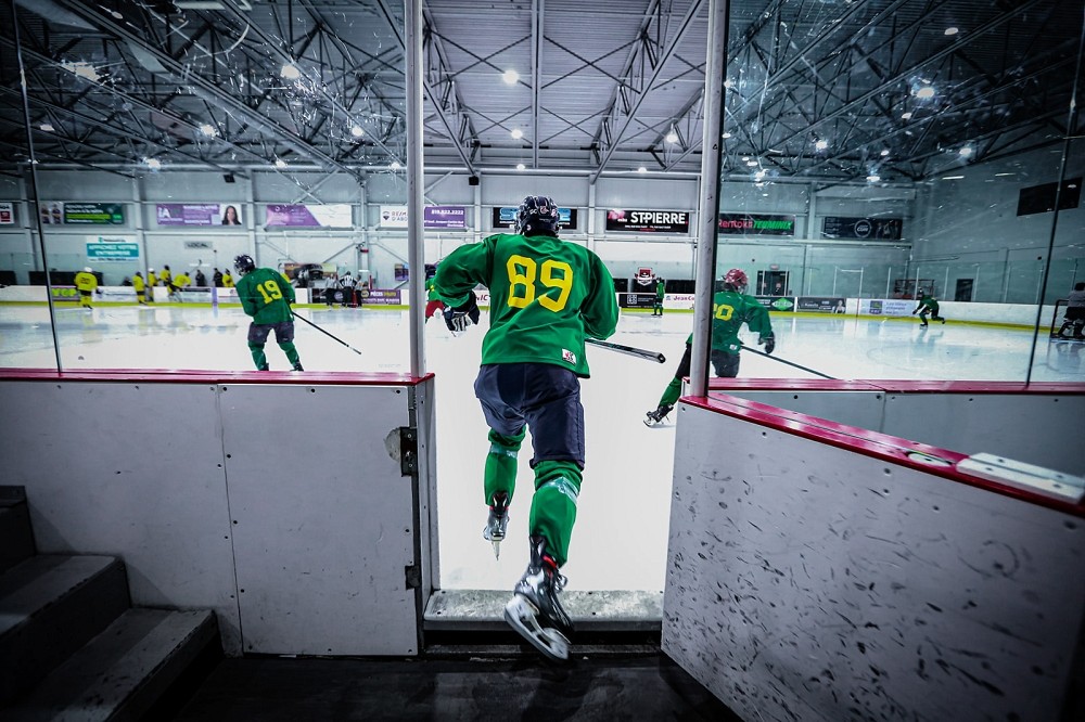 Les premiers coups de patin de l'&eacute;quipe de hockey du Vert & Or ont &eacute;t&eacute; donn&eacute;s sur la galce du Complexe sportif Thibault GM lors du camp de printemps 2026 de l'&eacute;quipe.