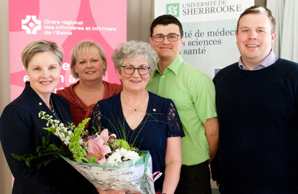 Pre Patricia Bourgault, vice-doyenne aux sciences infirmi&egrave;res et directrice de l&rsquo;&Eacute;cole des sciences infirmi&egrave;res, Pre Diane Guay, Pre Frances Gallagher, Pr Marc Boisvert et Pr Didier Mailhot-Bisson.
