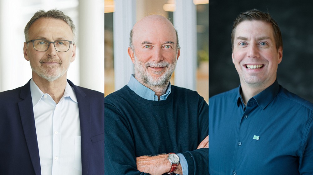 Christian Casanova, directeur ex&eacute;cutif de la recherche et des partenariats de l&rsquo;&Eacute;cole de technologie sup&eacute;rieure (&Eacute;TS); Luc Vinet, directeur g&eacute;n&eacute;ral chez IVADO; et Christian Sarra-Bournet, directeur ex&eacute;cutif de l&rsquo;Institut quantique de l'UdeS.