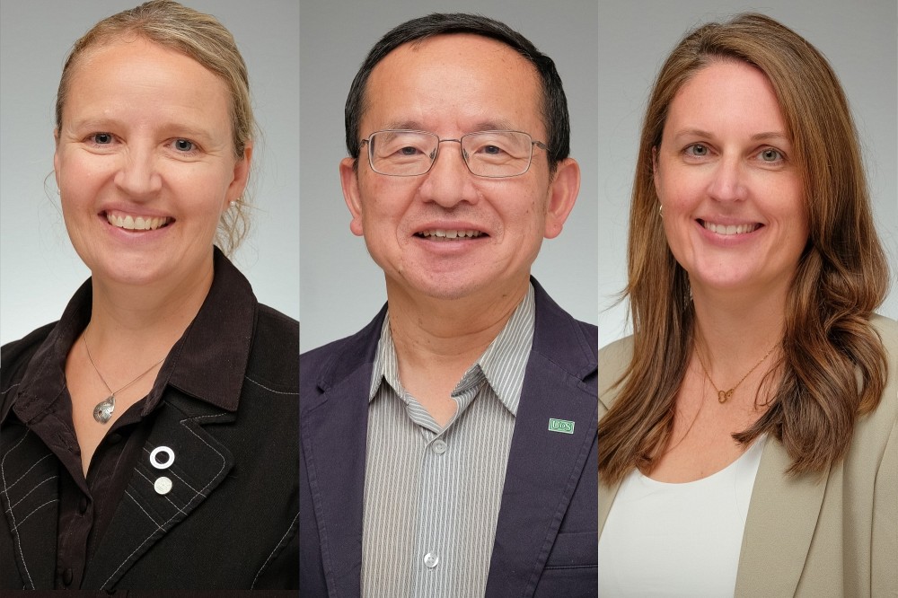 La professeure Fanie Pelletier, le professeur Yue Zhao et la professeure Myriam Lemelin, r&eacute;cipiendaires de la Soci&eacute;t&eacute; royale du Canada