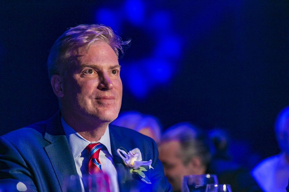 Yves A. Lussier lors du Gala du rayonnement.