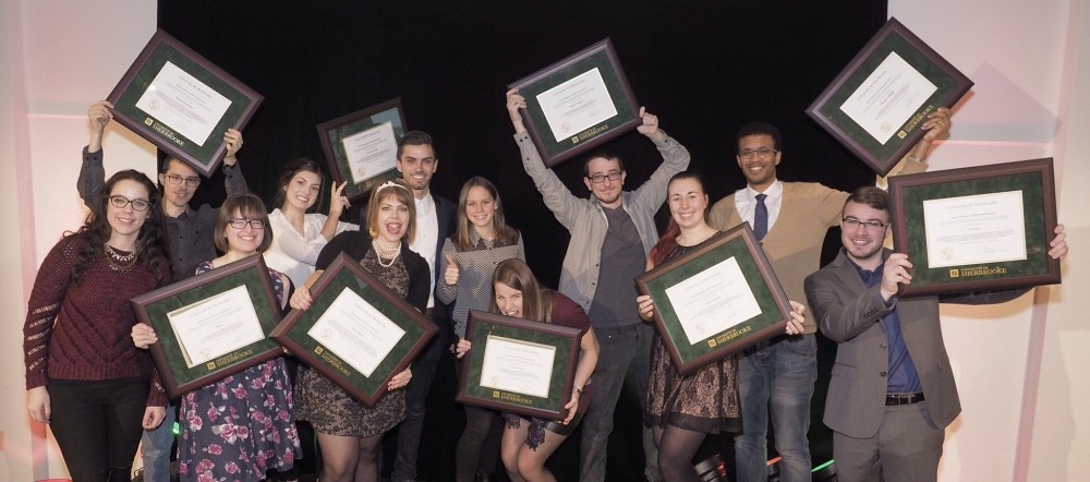 Quatre personnalit&eacute;s et cinq groupes ont re&ccedil;u des prix d'honneur accompagn&eacute;s de bourses de 500$ pour leur engagement &eacute;tudiant.