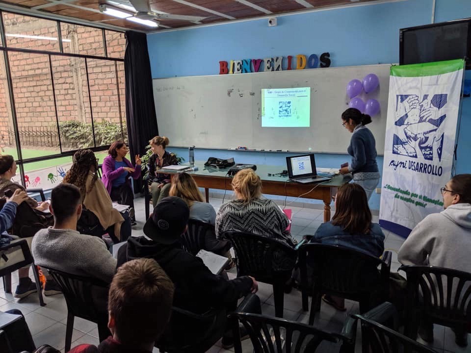 Le P&ocirc;le de formation en coop&eacute;ration internationale jouit de collaborations solides. Son large r&eacute;seau de partenaires externes propose r&eacute;guli&egrave;rement des exp&eacute;riences de coop&eacute;ration internationale et multidisciplinaire ou des partenariats sur des projets de coop&eacute;ration internationale &agrave; plus long terme.