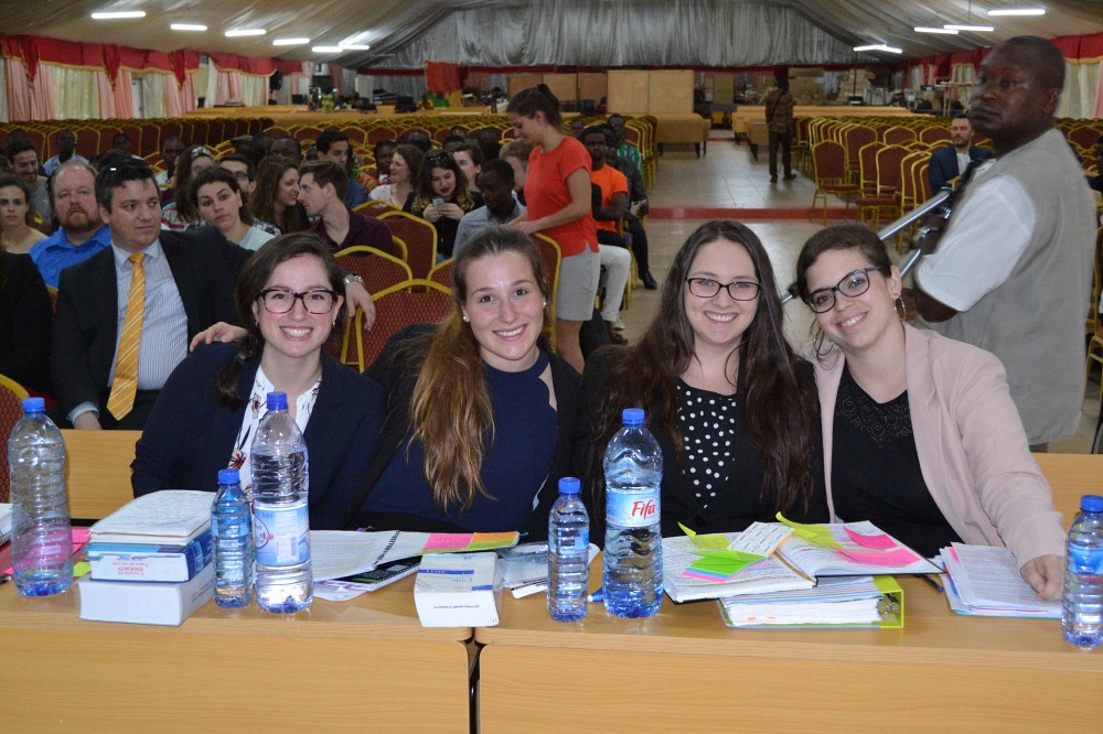 Delphine Ducasse, Camille Bergeron, Marie-&Egrave;ve Laram&eacute;e et Aur&eacute;lie Mont-Reynaud.