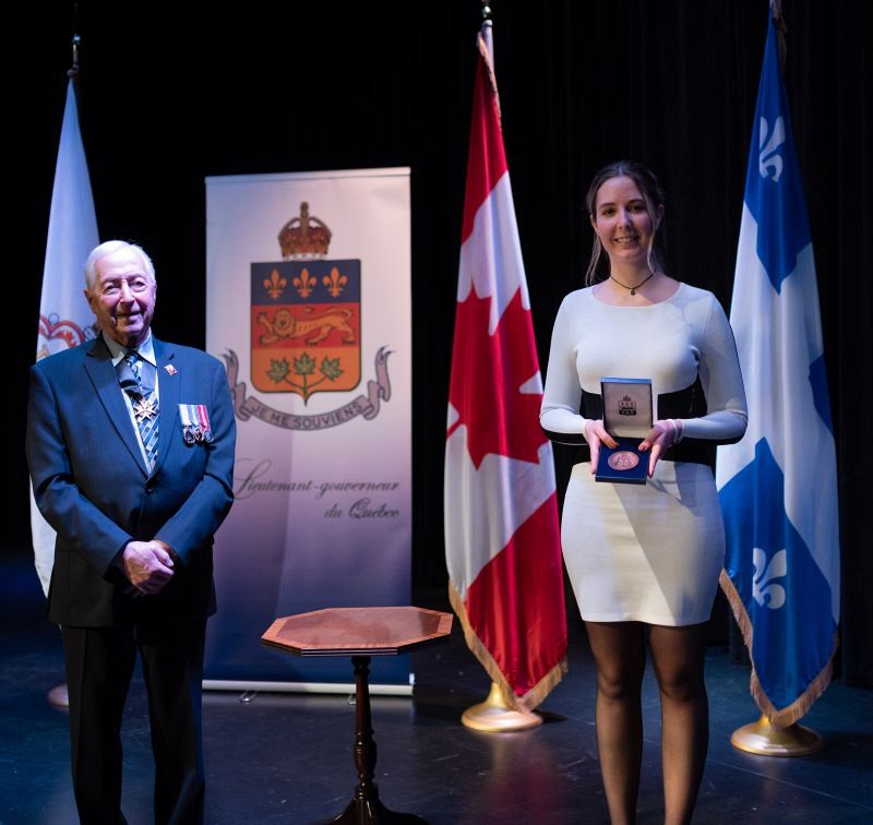 L'honorable J. Michel Doyon,&nbsp;Lieutenant-gouverneur du Qu&eacute;bec, et Mme Marjorie Rolland lors de la c&eacute;r&eacute;monie de remise des m&eacute;dailles
