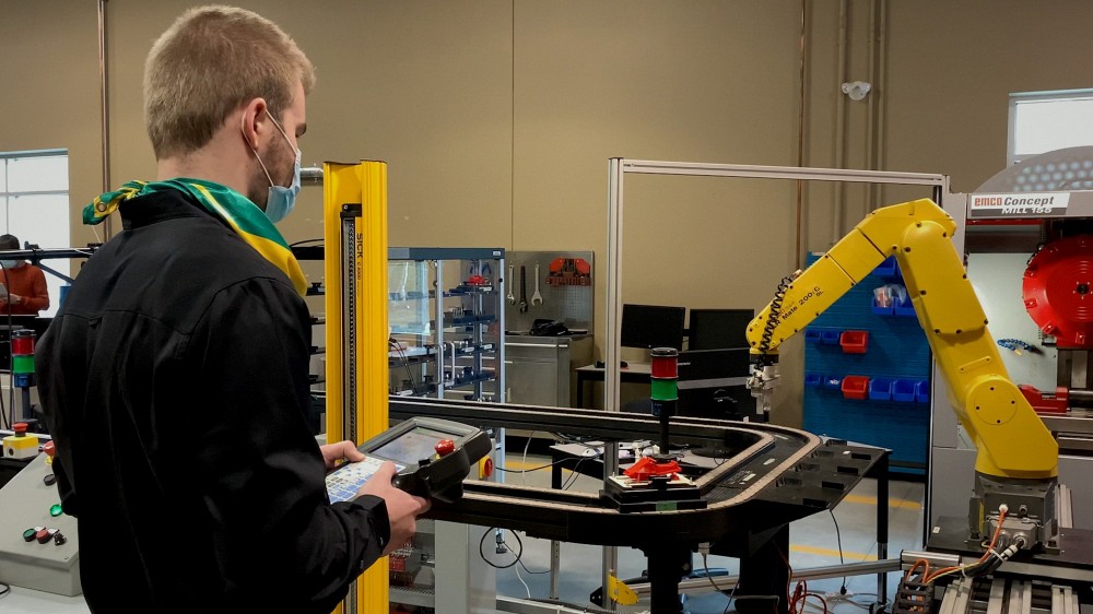 Productique Qu&eacute;bec offre un environnement d'apprentissage stimulant et &agrave; la fine pointe.