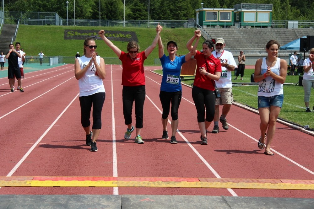 La Grande Course, c'est l'occasion de soutenir la recherche &agrave; l'UdeS tout en pratiquant une activit&eacute; physique.