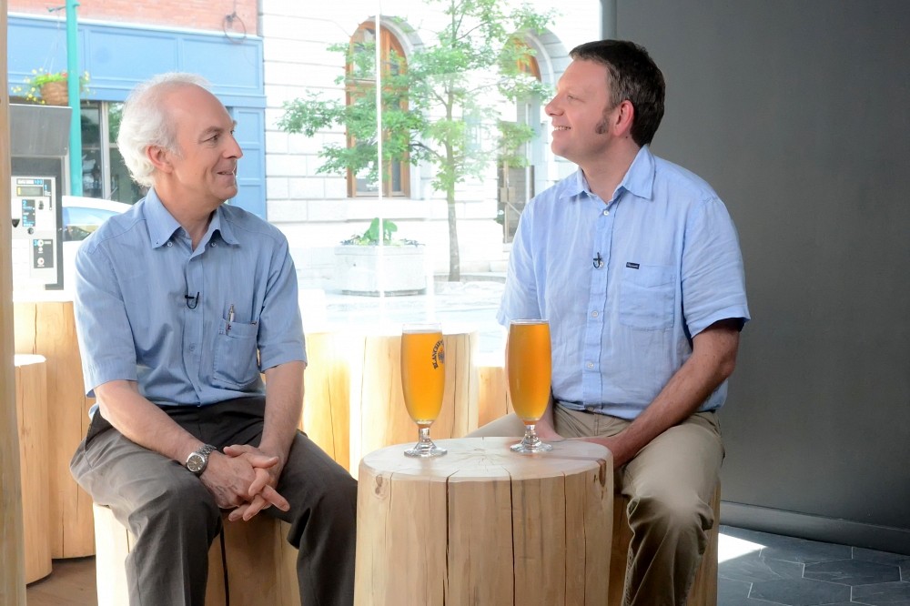 Roger Lecomte et Bertrand Reulet : deux profs, deux univers. Ensemble, ils&nbsp;r&eacute;fl&eacute;chissent aux nouveaux d&eacute;fis qui &eacute;mergent du regard neuf de leurs &eacute;tudiants.