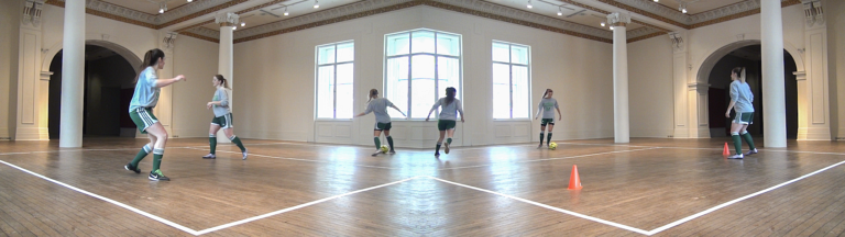 Image tir&eacute;e de la vid&eacute;o,&nbsp;FootMus&eacute;um,&nbsp;2019