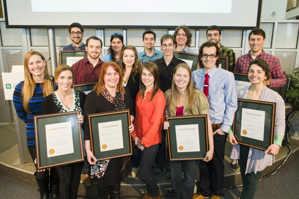 Quatre personnalit&eacute;s et quatre groupes ont re&ccedil;u des prix d&rsquo;honneur, le 13&nbsp;mars, &agrave; l&rsquo;occasion du D&eacute;fi &eacute;tudiant 2013.Photo&nbsp;: Fran&ccedil;ois Lafrance