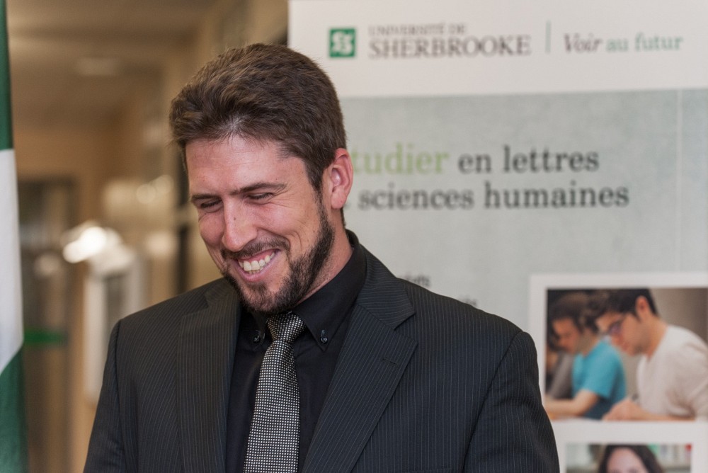 Le dipl&ocirc;m&eacute;&nbsp;David Goudreault&nbsp;(Travail social, 2004), Ambassadeur 2017 de la Facult&eacute; des lettres et sciences humaines.