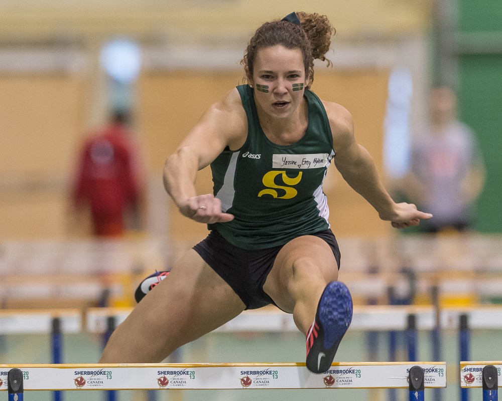 Maude L&eacute;veill&eacute; a &eacute;t&eacute; l'une des six m&eacute;daill&eacute;es d'or du Vert & Or chez les femmes, lors du r&eacute;cent Championnat RSEQ d'athl&eacute;tisme tenu au stade int&eacute;rieur de l'UdeS.