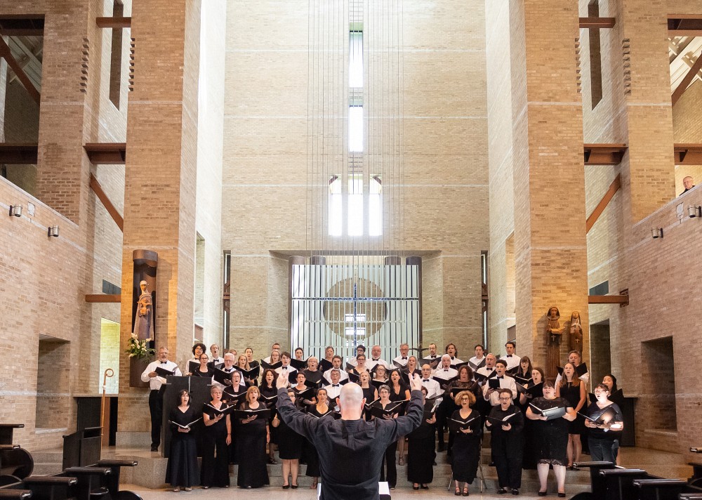 Robert Ingari enseigne la direction chorale &agrave; l&rsquo;&Eacute;cole de musique de l&rsquo;Universit&eacute; de Sherbrooke o&ugrave; il y est professeur titulaire.