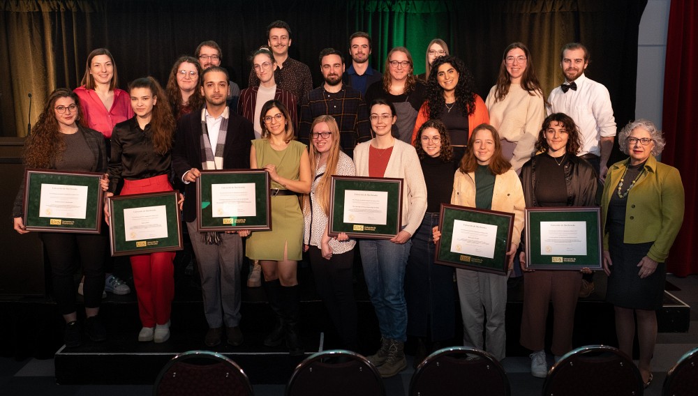 L'ensemble des laur&eacute;ats et laur&eacute;ates de la 39e c&eacute;r&eacute;monie du D&eacute;fi de l'engagement &eacute;tudiant.