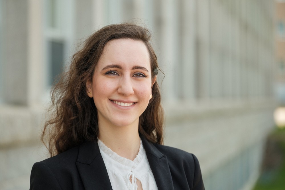 Souheila Hassoun, doctorante en math&eacute;matiques