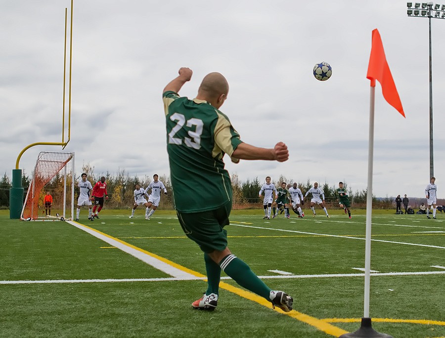 Driss El Ati Allah a marqu&eacute; le seul but du Vert&nbsp;&&nbsp;Or dans une d&eacute;faite de 4&nbsp;&agrave;&nbsp;1, samedi soir au Centre multisport Roland-Dussault.