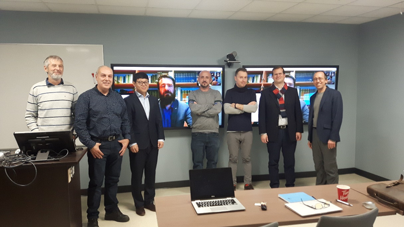 De gauche &agrave; droite&nbsp;: Pr Pierre Proulx (UdeS), Dr Hakim Nesreddine (Hydro-Qu&eacute;bec), Yu Fang, Pr Michal Palacz (Silesian Institute of Technology, Pologne), Pr S&eacute;bastien Poncet (UdeS), Pr&nbsp;invit&eacute; Yann Bartosiewicz (Universit&eacute; catholique de Louvain, Belgique), Dr Matthieu Duponcheel (Universit&eacute; catholique de Louvain, Belgique), Pr Patrice Masson (UdeS).