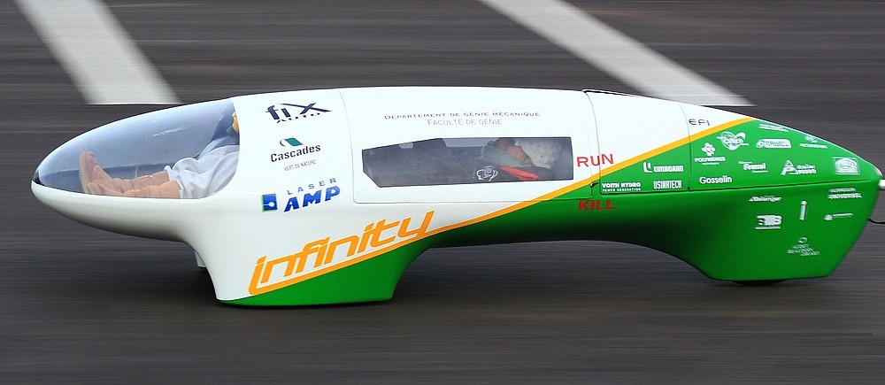 L'&eacute;quipe sherbrookoise a termin&eacute; au premier rang du classement g&eacute;n&eacute;ral et a remport&eacute; la palme quant &agrave; l'esth&eacute;tique du bolide.