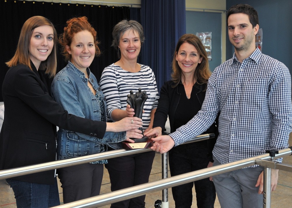 De gauche &agrave; droite&nbsp;: Sara-Eve Thivierge, St&eacute;phanie Demers-Dubuc, Jean-Anne Simard, Diane Groleau, Mathieu Juteau
