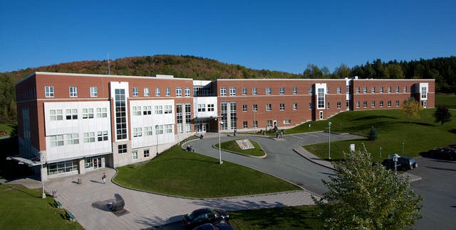 La Facult&eacute; d'administration de l'Universit&eacute; de Sherbrooke