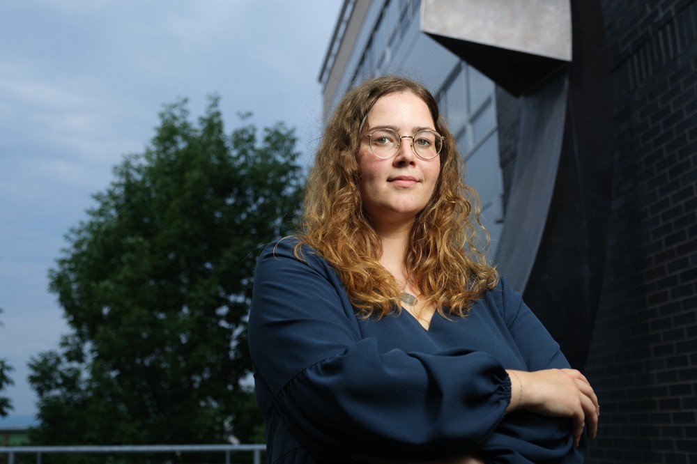 Roxane Bertrand, premi&egrave;re dipl&ocirc;m&eacute;e du microprogramme en &eacute;coresponsabilit&eacute;