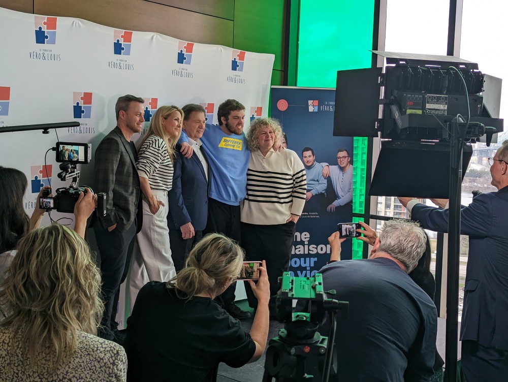 De gauche &agrave; droite&nbsp;: Louis Morissette, V&eacute;ronique Cloutier, Marcel Lussier, Clovis Beaudin, Guylaine Guay.