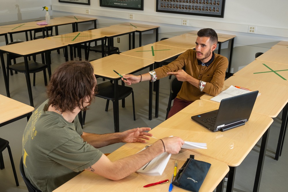 Tutorat au Centre d'entraide de la Facult&eacute; des sciences de l'activit&eacute; physique.