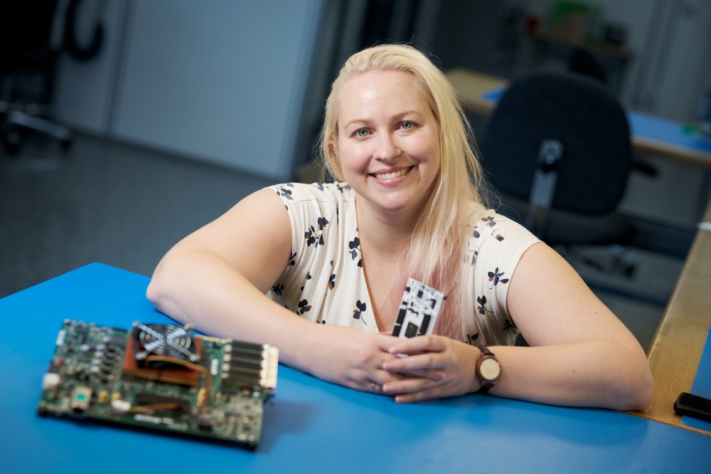 Audrey Corbeil Therrien est professeure &agrave; la Facult&eacute; de g&eacute;nie et chercheuse &agrave; l'Institut interdisciplinaire d'innovation technologique (3IT).