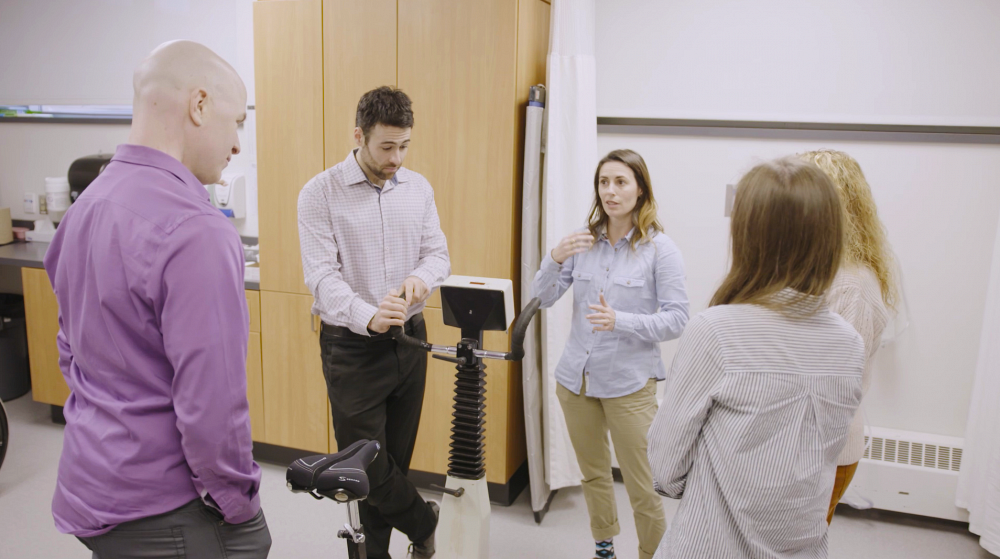 L&rsquo;&eacute;tude testera, sur de r&eacute;els patients, deux mani&egrave;res de faire de l&rsquo;exercice a&eacute;robie, soit l&rsquo;entra&icirc;nement par intervalles et l&rsquo;entra&icirc;nement continu d&rsquo;intensit&eacute; mod&eacute;r&eacute;e.