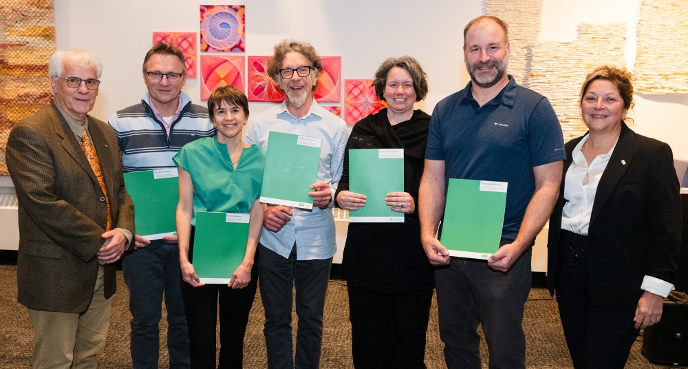 Les membres du personnel de la FLSH ont &eacute;t&eacute; honor&eacute;s lors de la c&eacute;r&eacute;monie facultaire de la qualit&eacute; de l'enseignement.