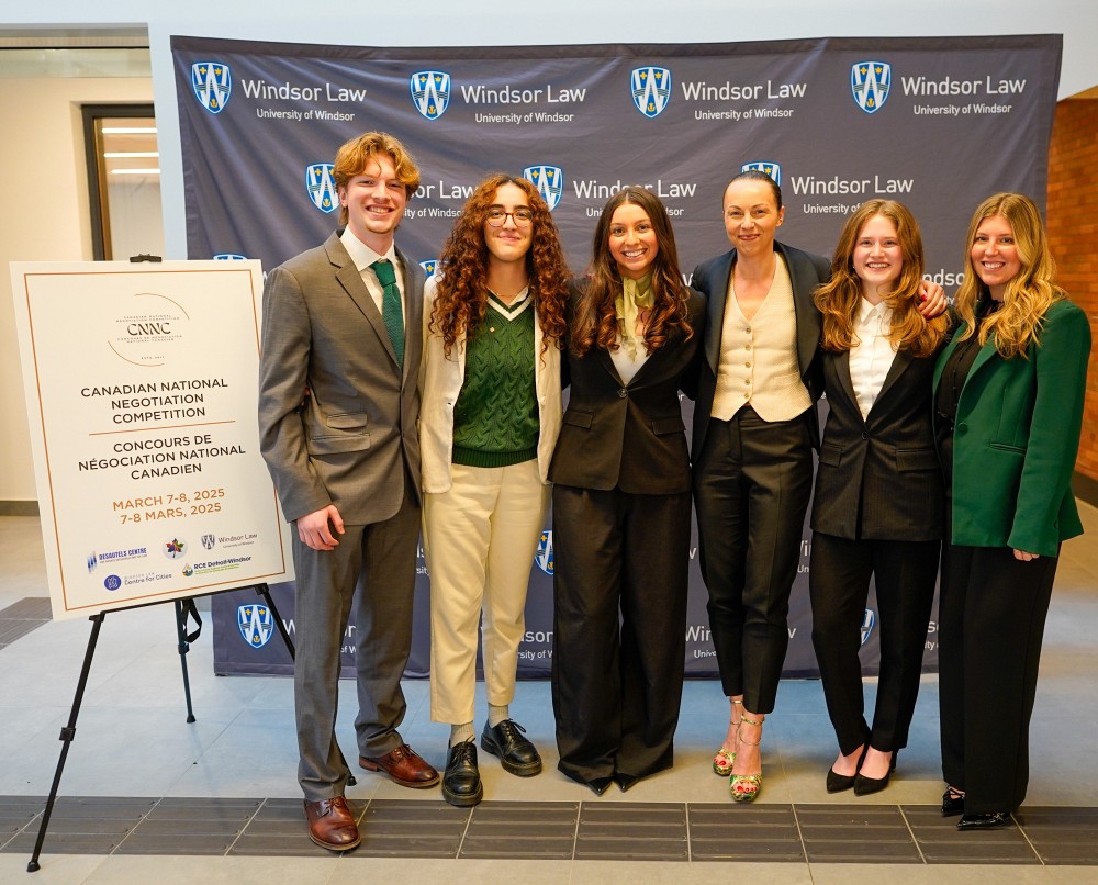 L&eacute;o Labelle, Sandra Abrous, Charlotte Beaulieu-Lavoie,&nbsp;Estelle Savoie-Dufresne (coach), Catherine Comtois et Erika Gagnon