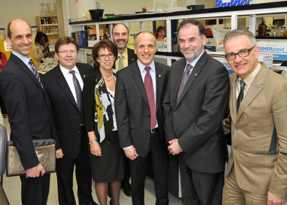 Le ministre Steven Blaney, M. Serge Cardin, Pre Luce Samoisette, Pr Jacques Beauvais, Pr Pierre Cossette, le ministre Pierre Duschesne et le ministre R&eacute;jean H&eacute;bert lors de l'inauguration officielle du PRAC