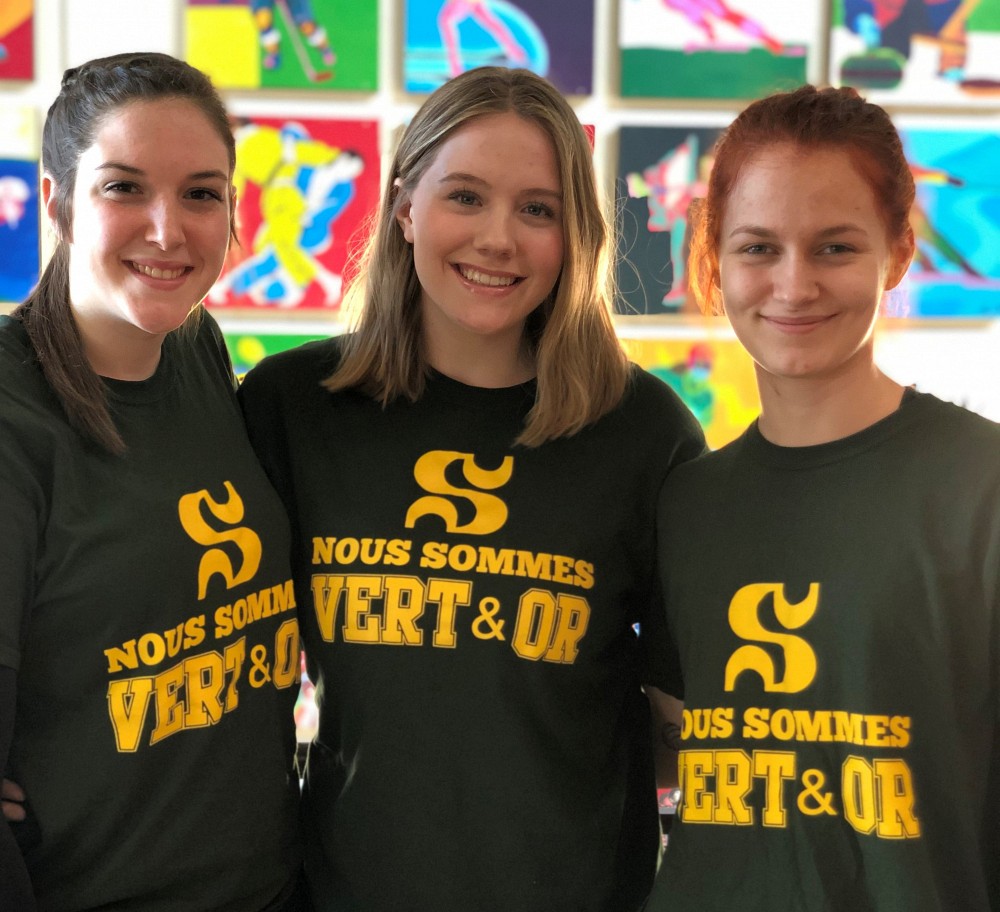 Dans l'ordre habituel, Catherine Lavigne, Estelle Zinoviev et Gabriella, toutes trois des Nordiques de Lionel-Groulx.