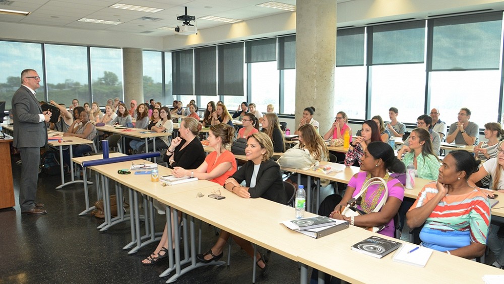 L&rsquo;&Eacute;cole des sciences infirmi&egrave;res de l&rsquo;UdeS a accueilli sa premi&egrave;re cohorte le 24 ao&ucirc;t dernier au baccalaur&eacute;at en sciences infirmi&egrave;res &ndash; cheminement en formation initiale.