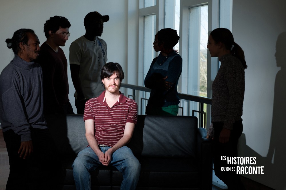 Maden cherche des r&eacute;ponses &agrave; trois&nbsp;questions qu'il se pose, en autant d'&eacute;pisodes, dans un nouveau balado de la Facult&eacute; des lettres et sciences humaines. Premier &eacute;pisode&nbsp;: les histoires qu'on se raconte sur les wokes.