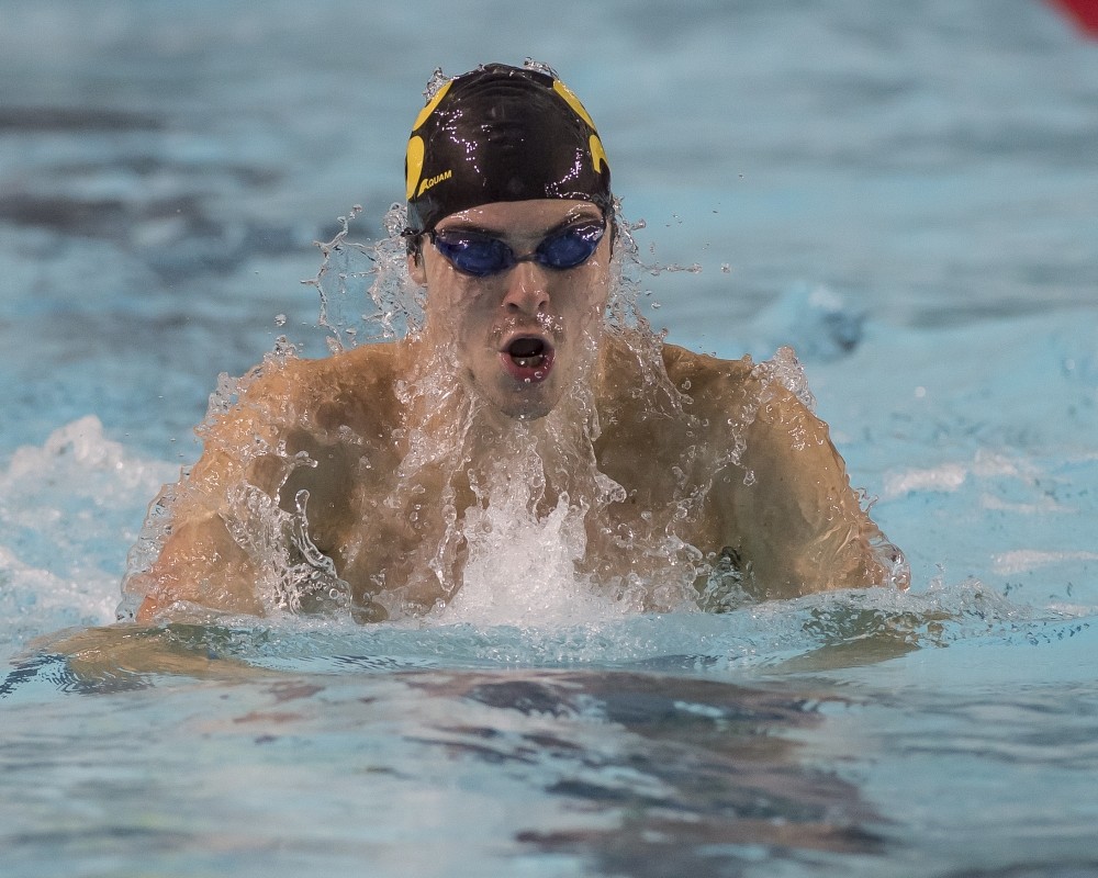 Jonathan Naisby. Baccalaur&eacute;at en &eacute;tudes politiques appliqu&eacute;es.