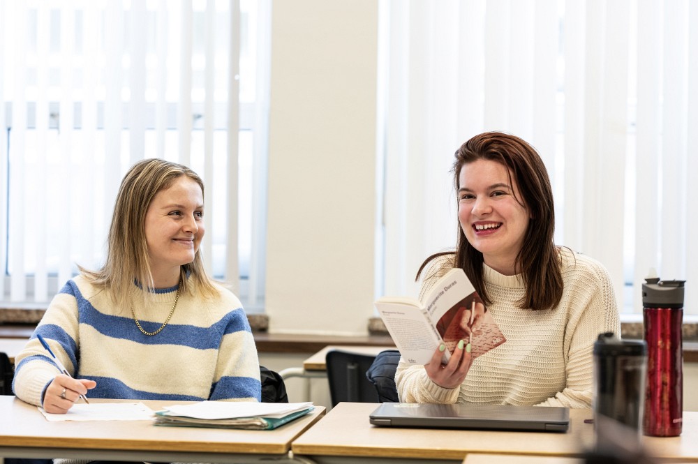 Vous avez &eacute;tudi&eacute; dans le programme Arts, lettres et communication au C&eacute;gep de Sherbrooke? Faites reconna&icirc;tre certains de vos cours lors de votre admission au baccalaur&eacute;at en &eacute;tudes litt&eacute;raires et culturelles &agrave; l&rsquo;Universit&eacute; de Sherbrooke.