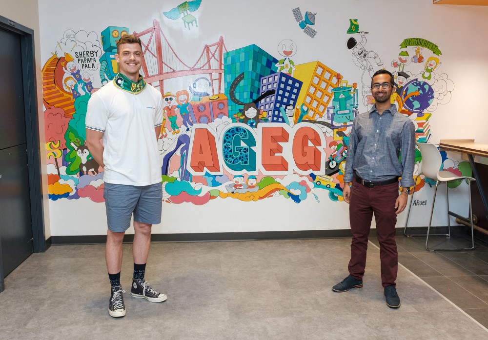 L&rsquo;AGEG est tr&egrave;s heureuse de cette annonce comme en t&eacute;moigne Alexandre B&eacute;dard, l&rsquo;actuel pr&eacute;sident de l&rsquo;AGEG, ainsi que celui qui a initi&eacute; cette d&eacute;marche, Azfar Badaroudine, pr&eacute;sident &agrave; l&rsquo;hiver 2021.