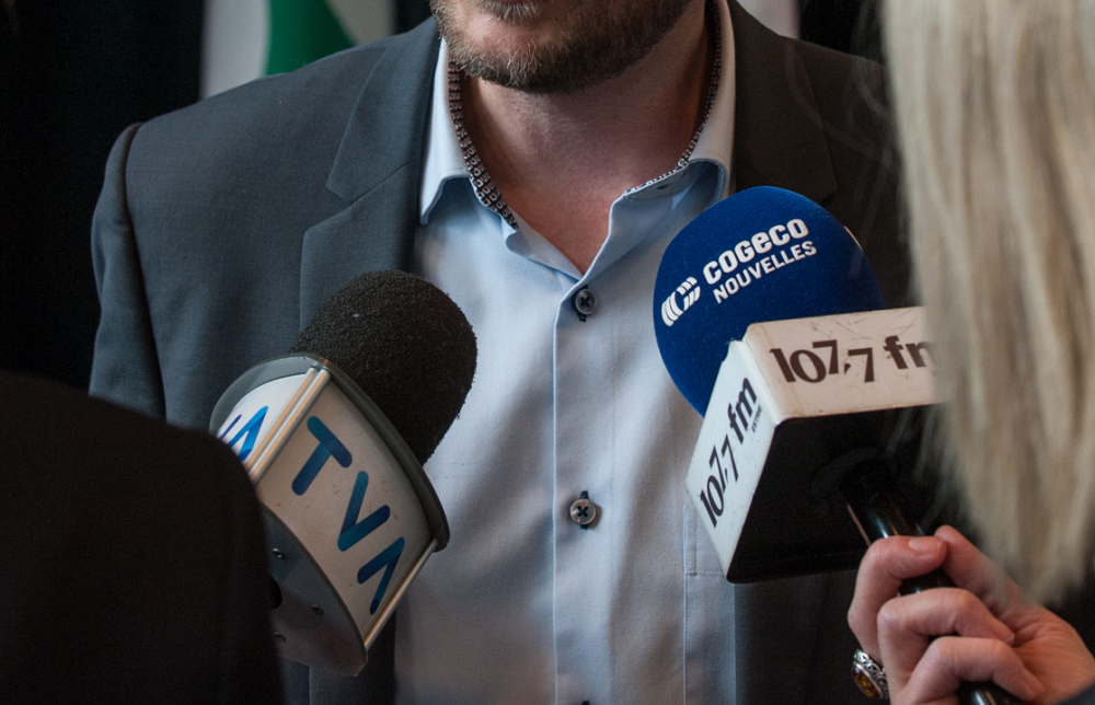 Le rapport de recherche tir&eacute; de cette enqu&ecirc;te constitue une premi&egrave;re &eacute;tape menant &agrave; la r&eacute;alisation d'un &eacute;tat des lieux en mati&egrave;re de cr&eacute;dibilit&eacute;, de confiance et d&rsquo;imputabilit&eacute; des m&eacute;dias. Il pr&eacute;sente un portrait fiable de la situation de 2023 tout en permettant de constater certaines tendances au fil des ann&eacute;es.