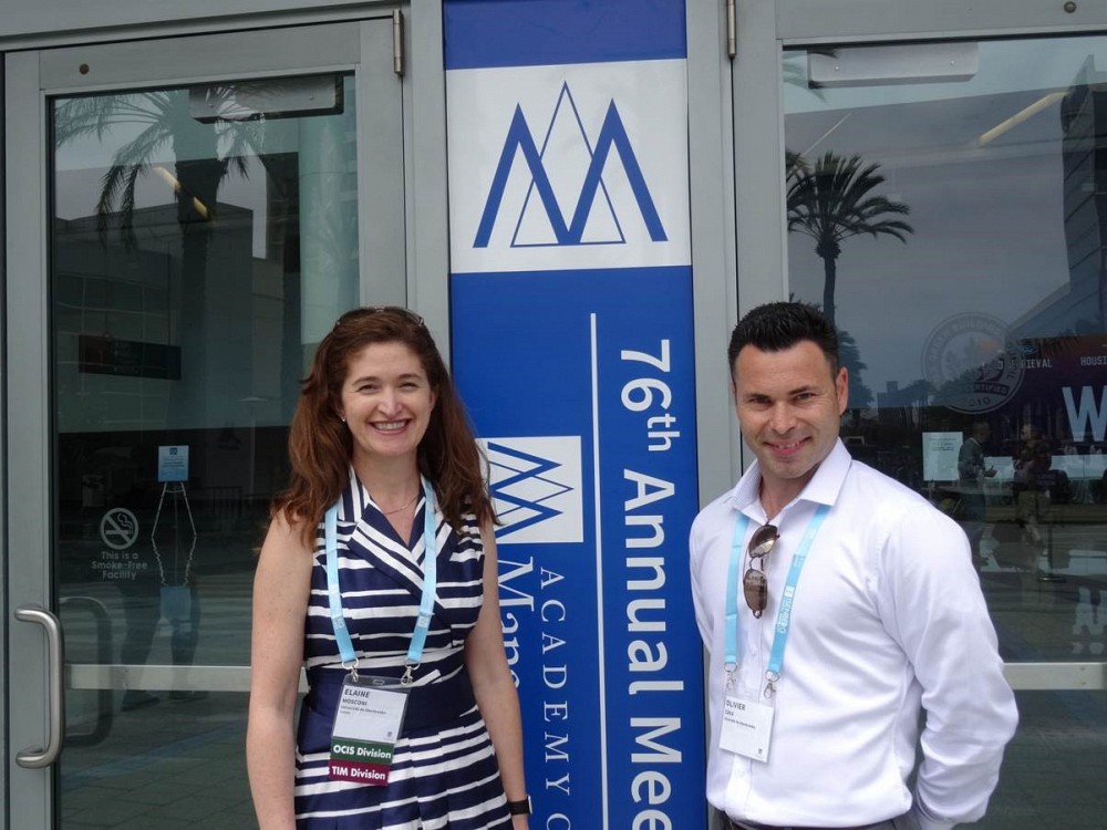 La professeure Elaine Mosconi et le professeur Olivier Caya du D&eacute;partement de&nbsp;Syst&egrave;mes d'information et m&eacute;thodes quantitatives de gestion (SIMQG) de la Facult&eacute; d'administration de l'UdeS.