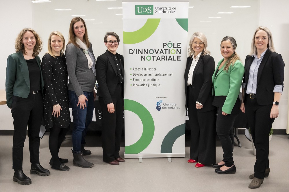 Pre V&eacute;ronique Fortin, Me Claudia B&eacute;rub&eacute;, Mme Eve Herberq, Me St&eacute;phanie Sherrer, Me Dany Lachance (membre du Comit&eacute; d&rsquo;attribution d&rsquo;aide financi&egrave;re de la Chambre des notaires du Qu&eacute;bec), Me Rachel Bouchard-Turcotte, Me Julie Maurice